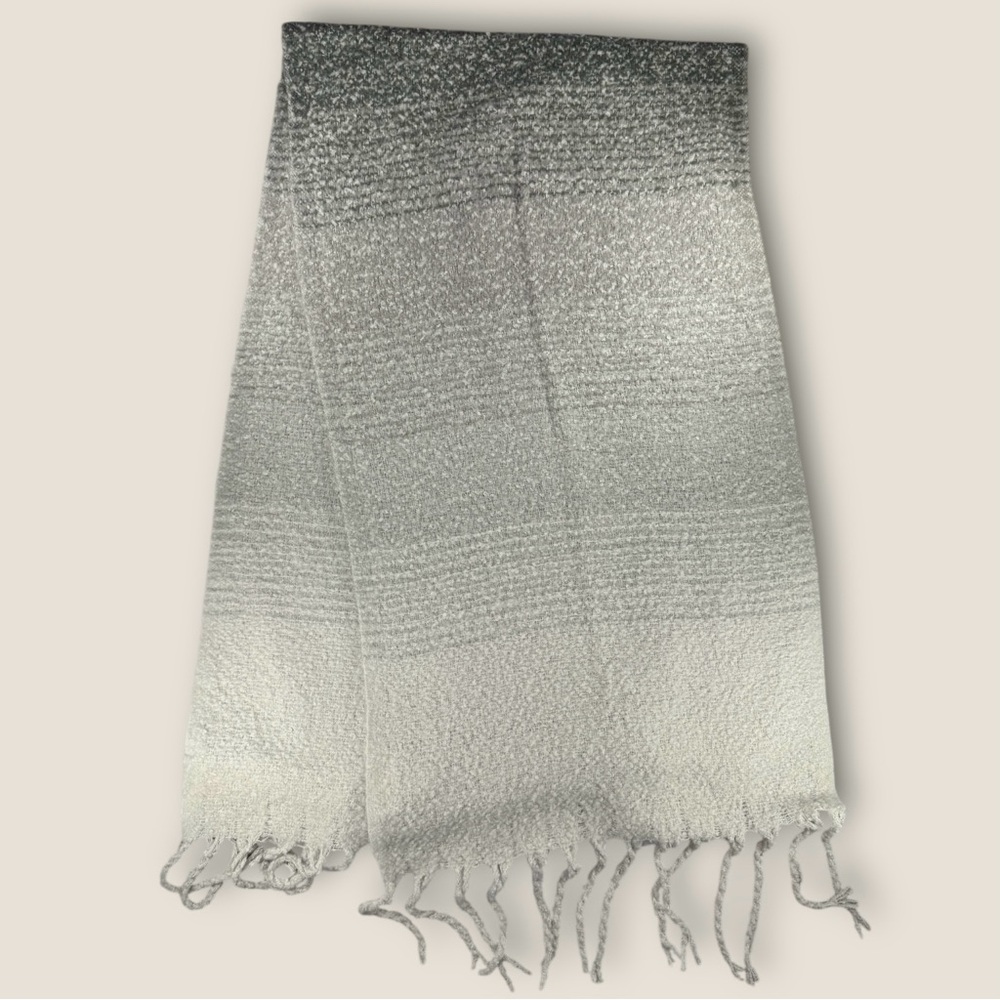 Mer-Sea & Co Grey Ombre Boucle Scarf Soft Fuzzy Travel Wrap Fringe‎ Cozy